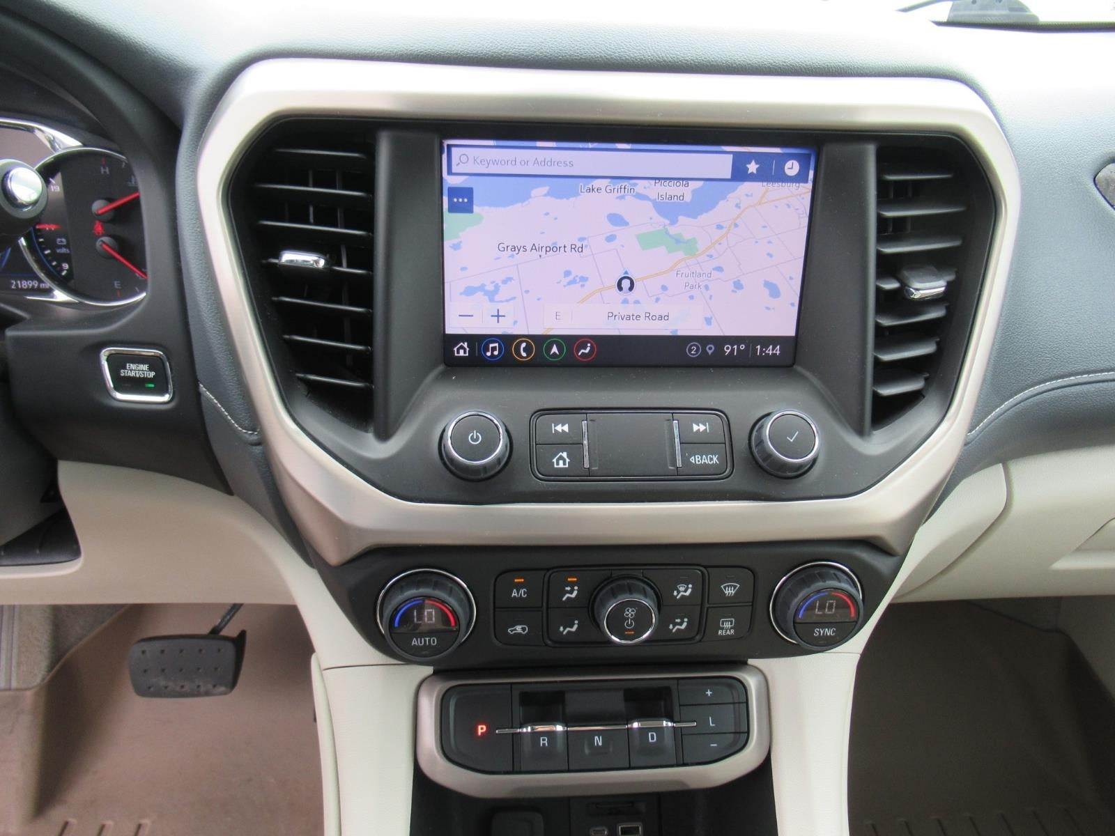 2023 GMC Acadia Denali
