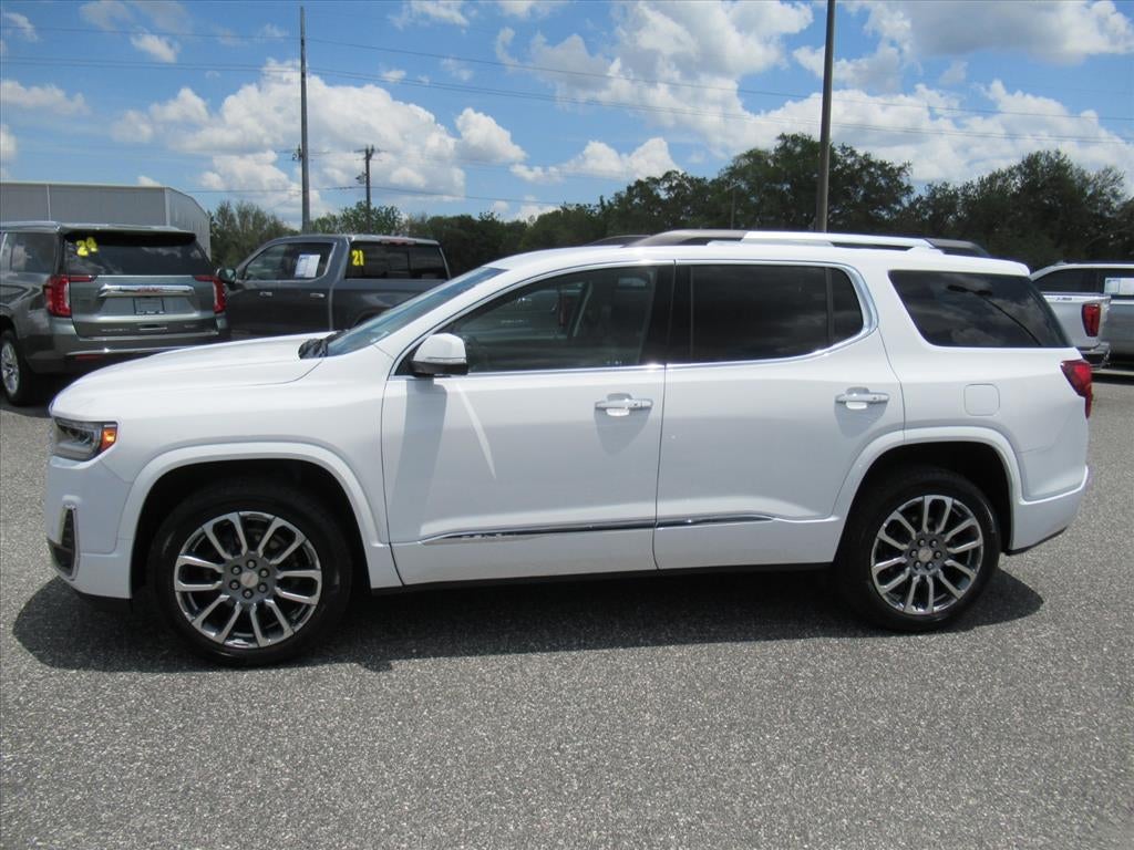 2023 GMC Acadia Denali