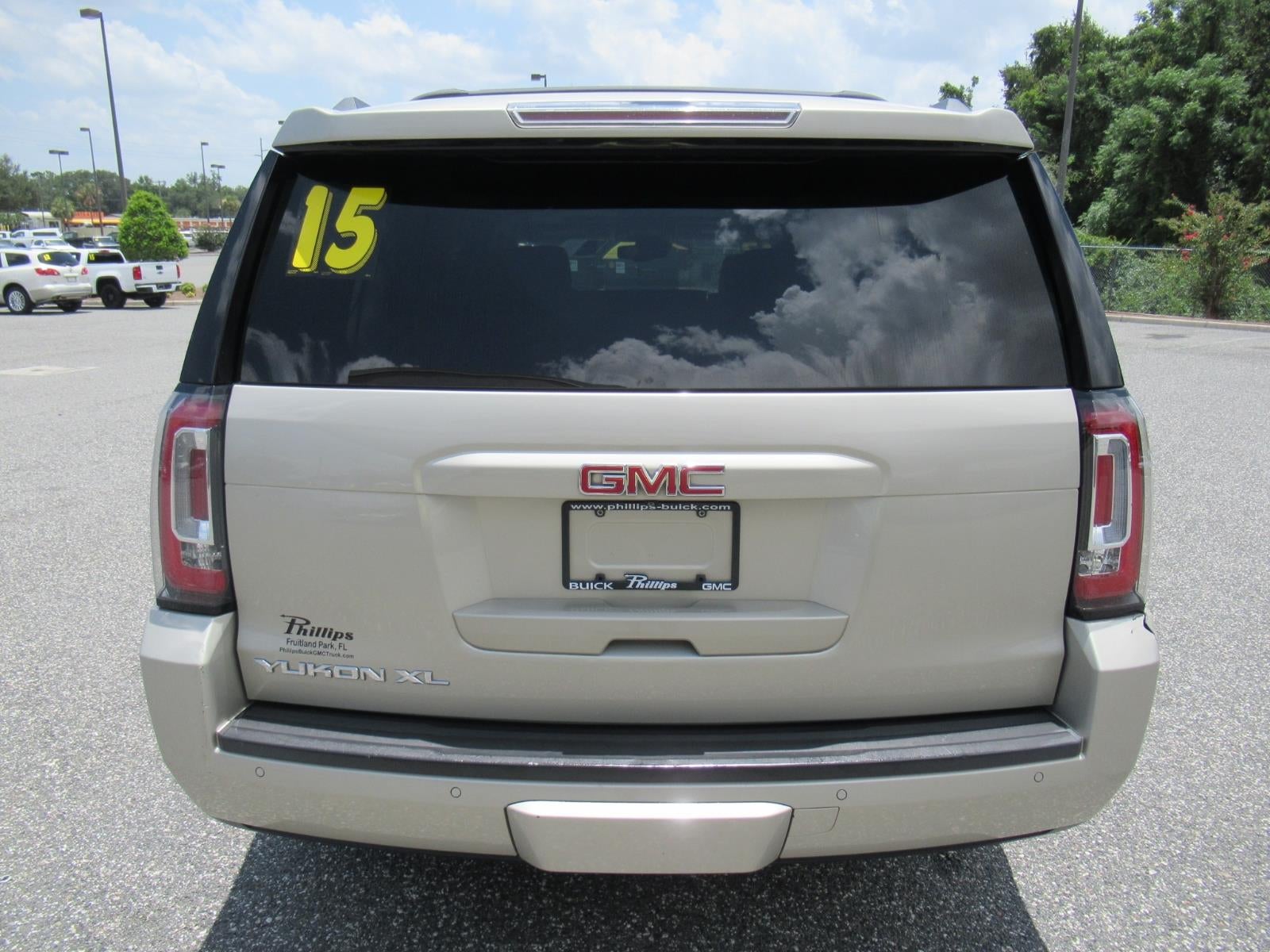 2015 GMC Yukon XL SLT