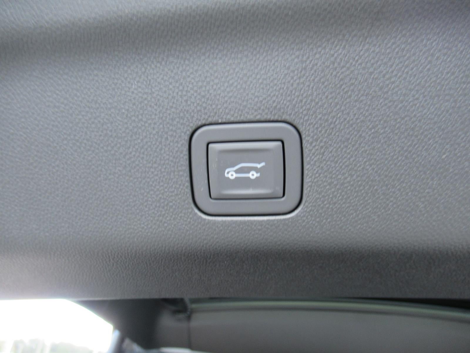 2027 GMC Yukon XL Denali
