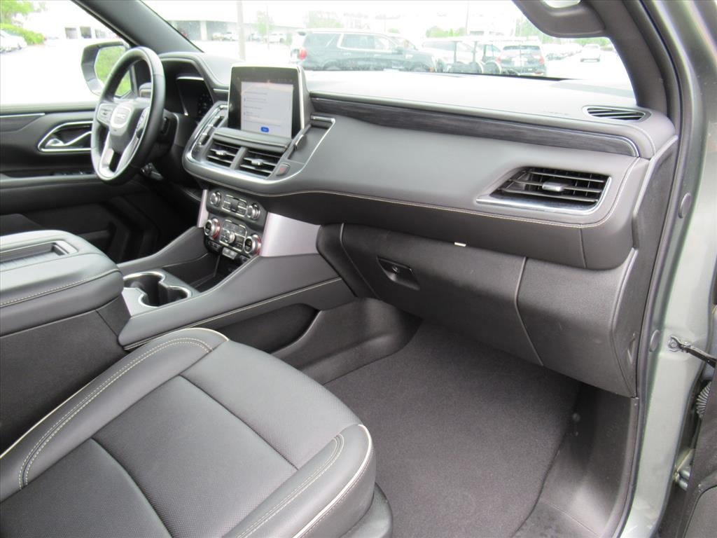 2024 GMC Yukon XL SLT