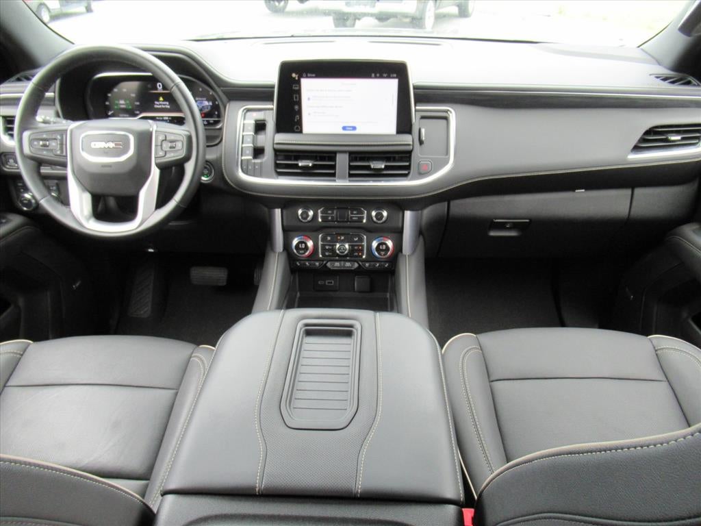 2024 GMC Yukon XL SLT