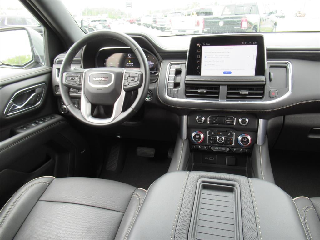 2024 GMC Yukon XL SLT