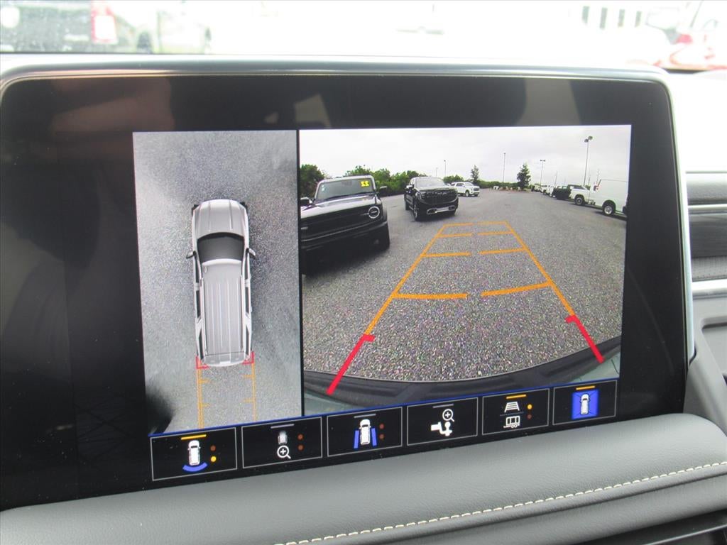 2024 GMC Yukon XL SLT