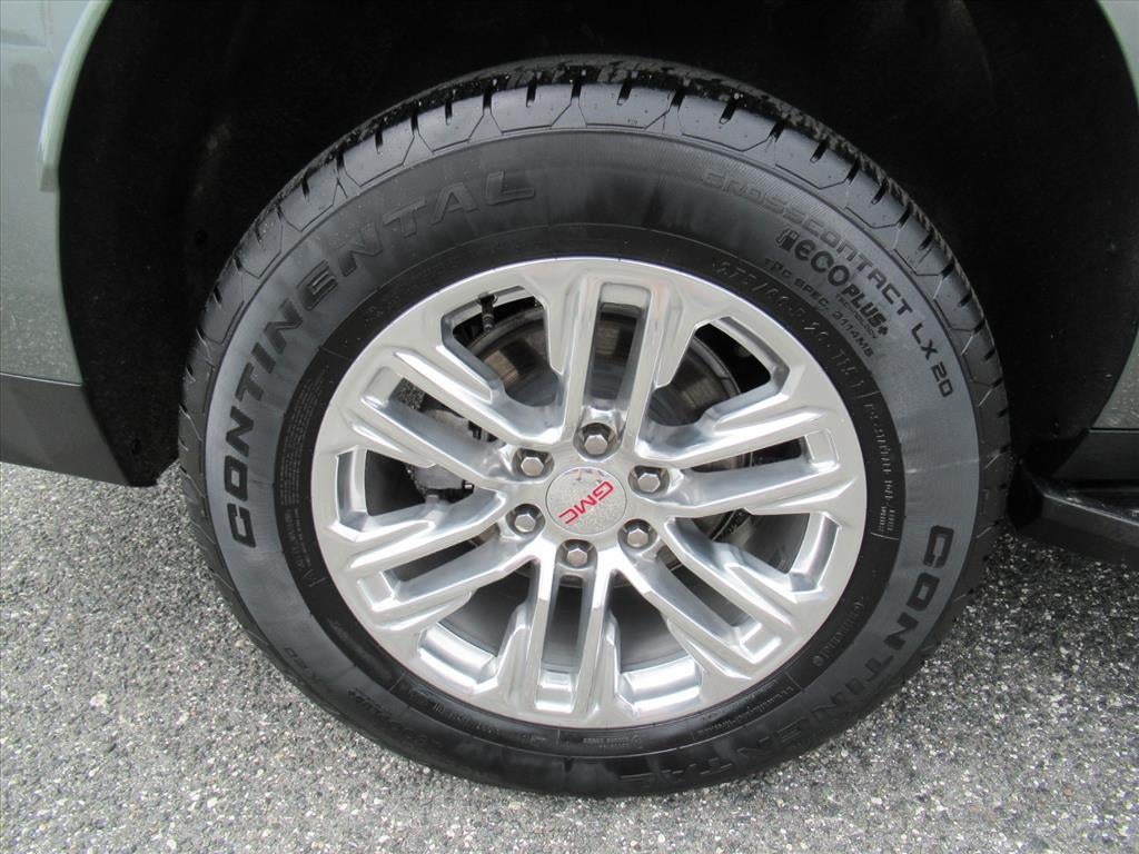 2024 GMC Yukon XL SLT