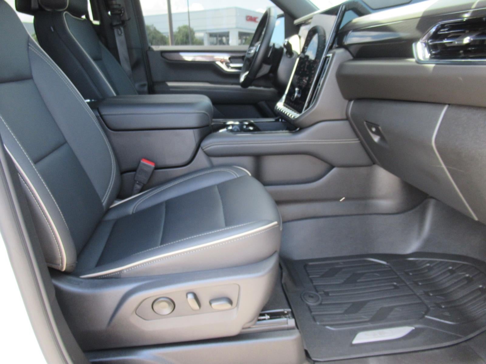 2025 GMC Yukon XL Elevation