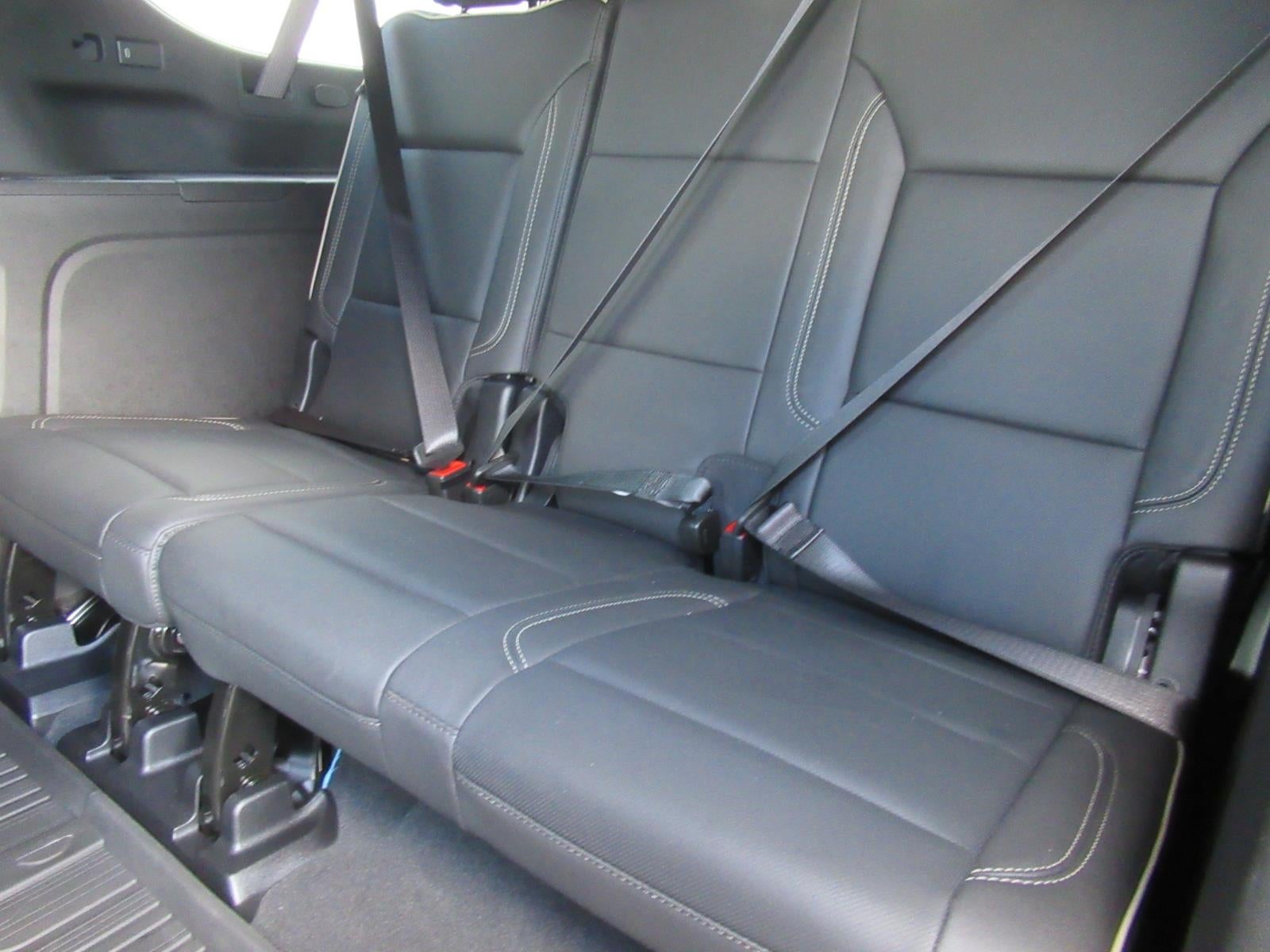 2025 GMC Yukon XL Elevation