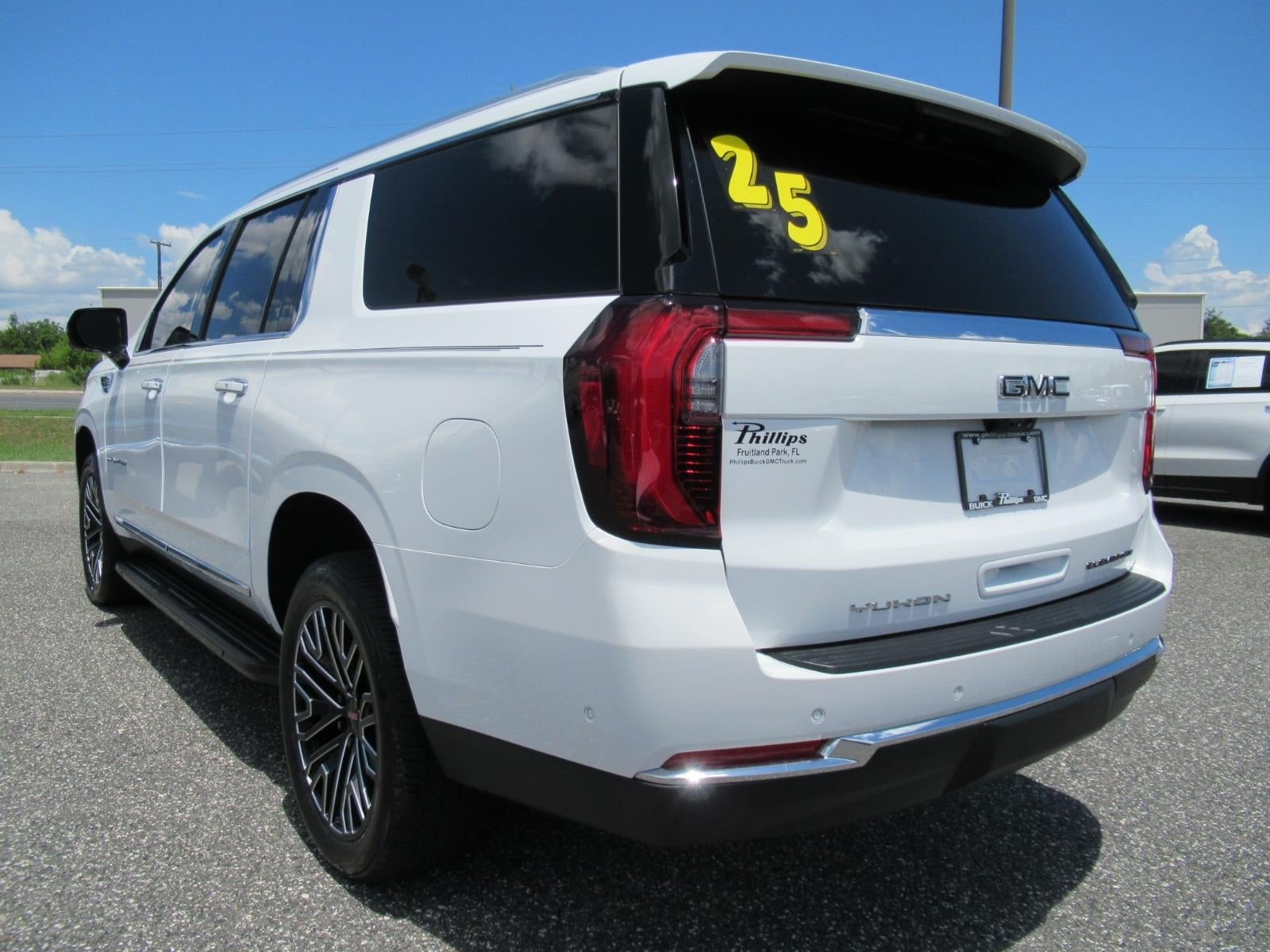 2025 GMC Yukon XL Elevation
