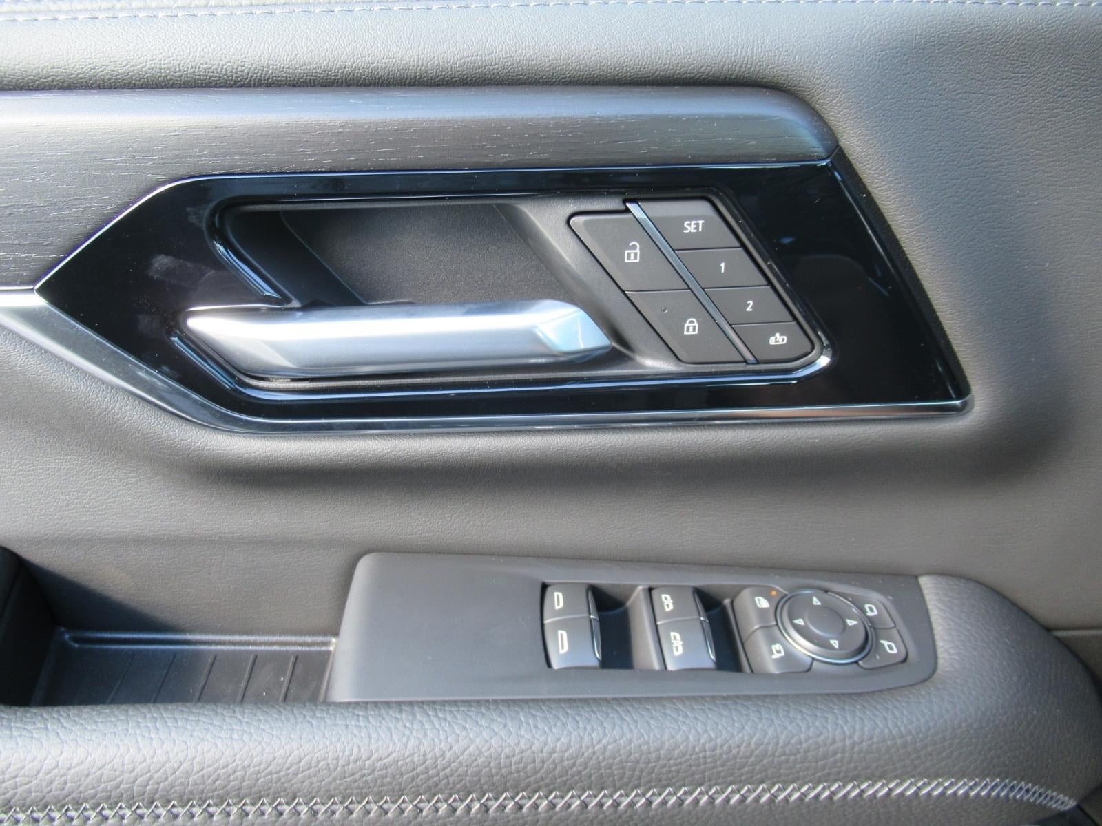 2027 GMC Yukon XL Denali