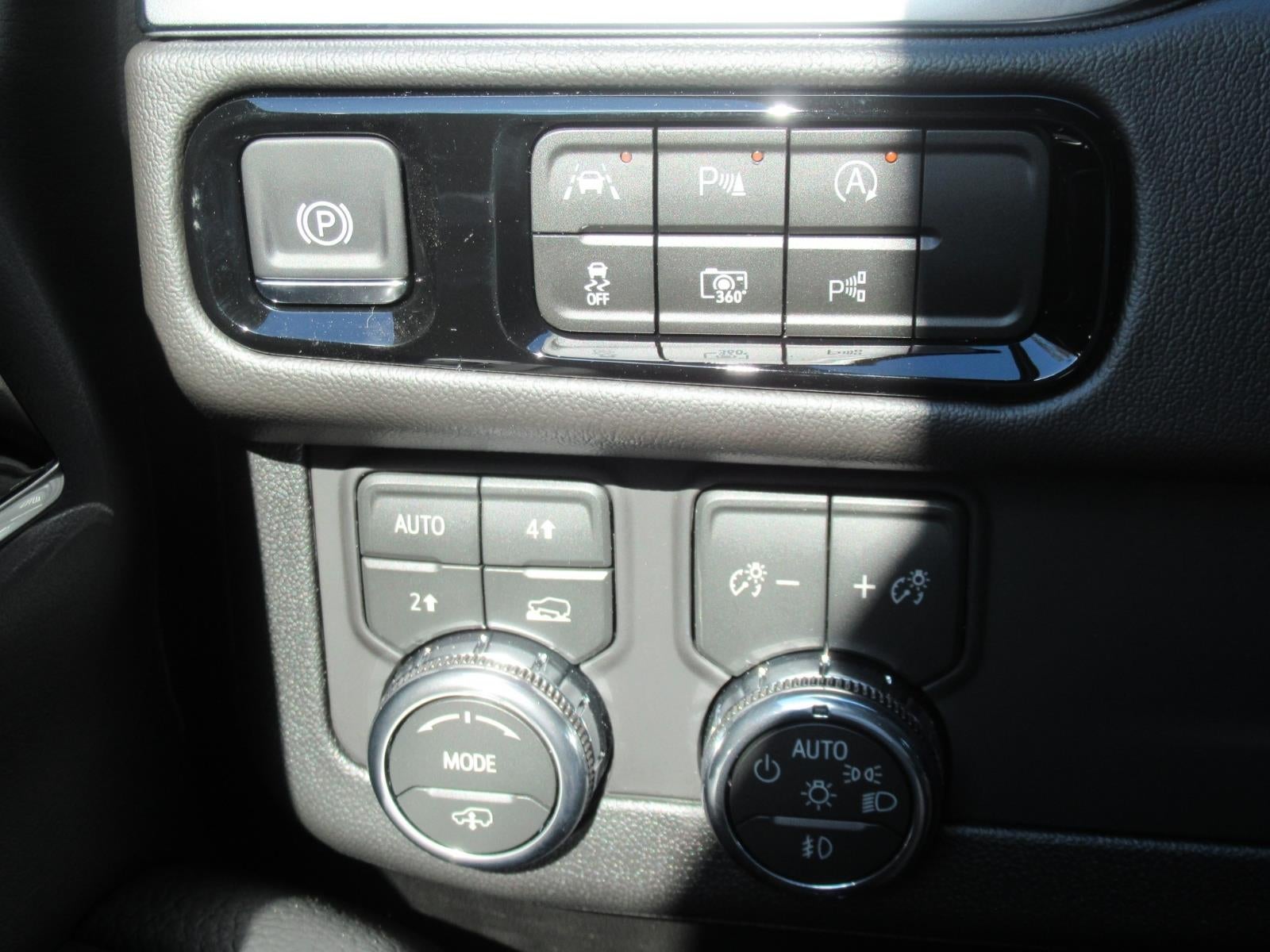 2027 GMC Yukon XL Denali