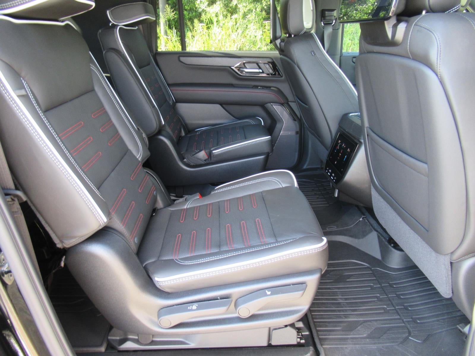 2027 GMC Yukon XL AT4 Ultimate