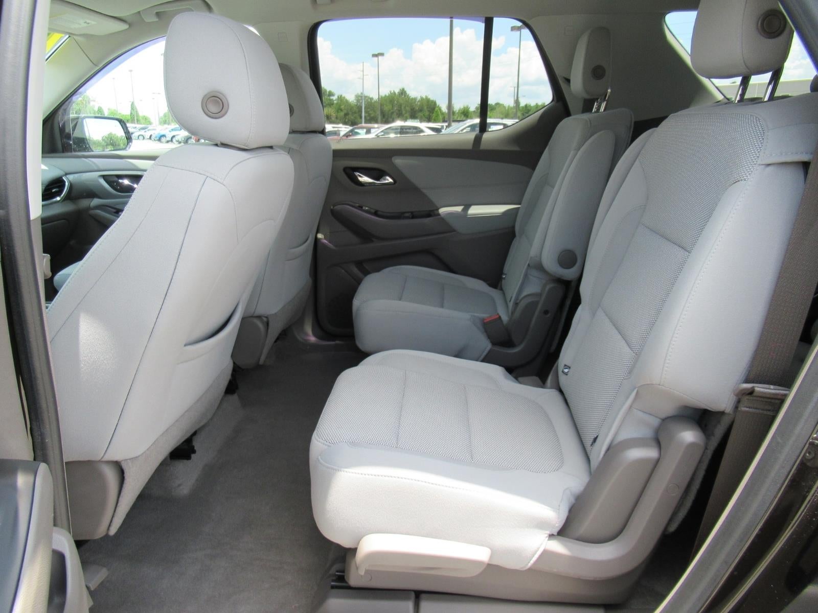 2018 Chevrolet Traverse 1LT - Photo 34