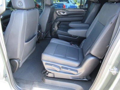 2023 Chevrolet Suburban LT