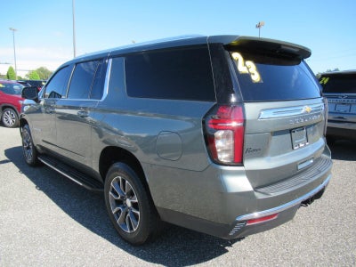 2023 Chevrolet Suburban LT