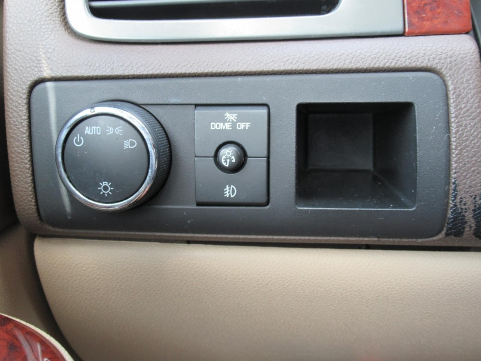 2011 Chevrolet Suburban LT