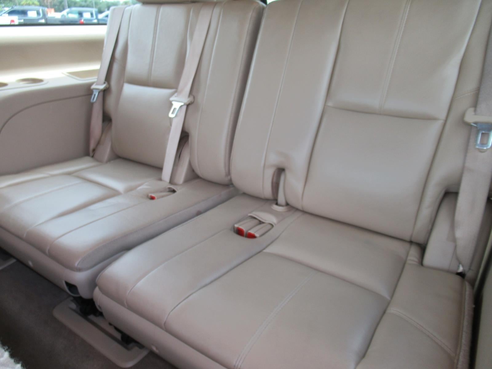 2011 Chevrolet Suburban LT