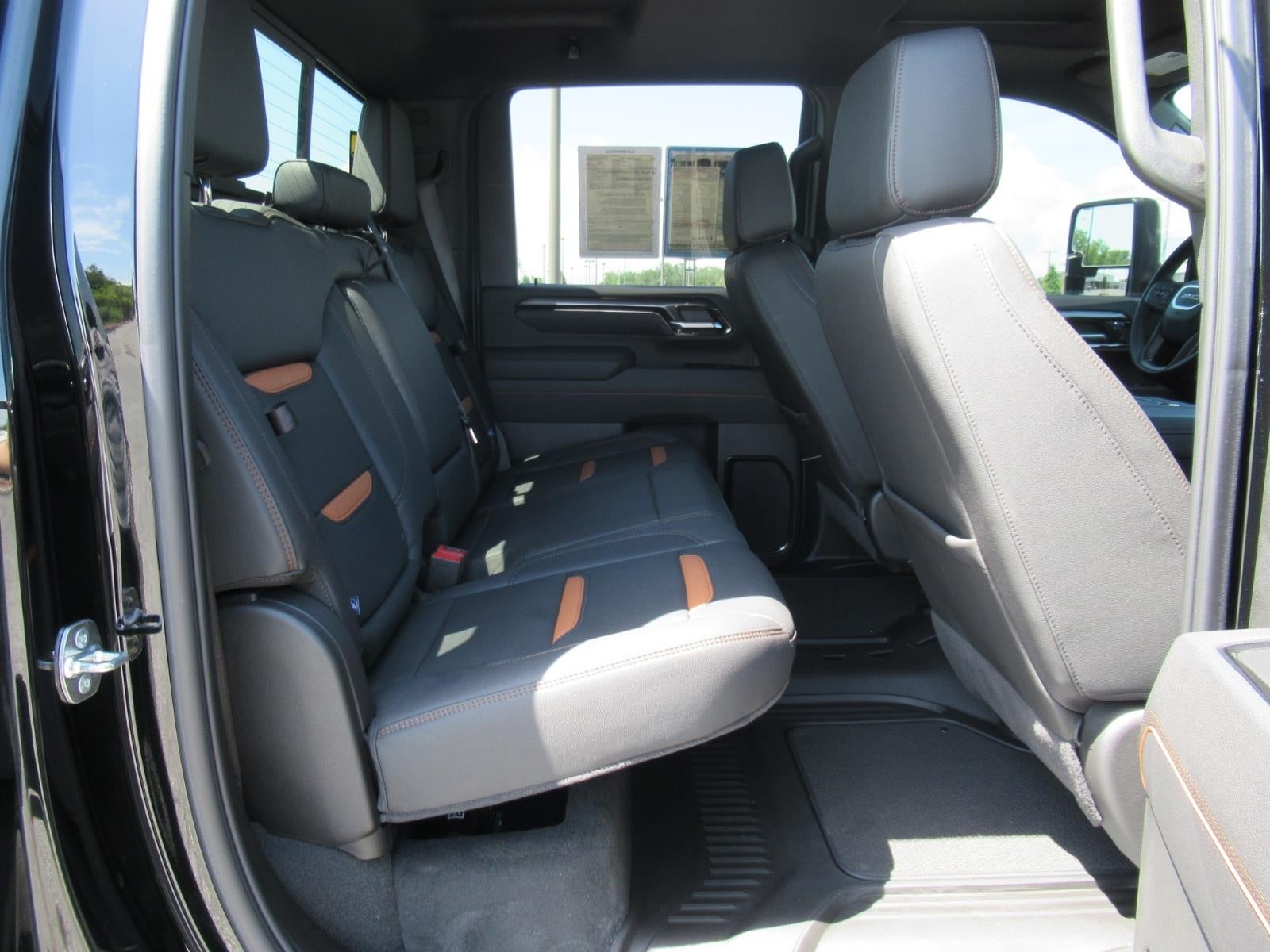 2025 GMC Sierra 2500 HD AT4
