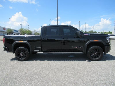 2025 GMC Sierra 2500 HD AT4