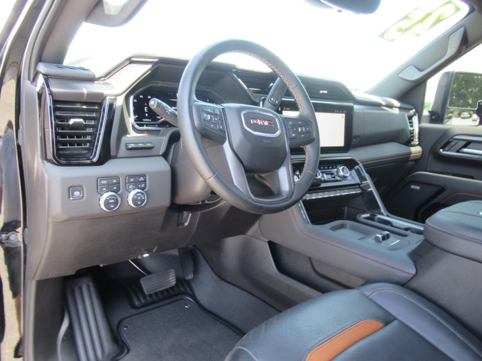 2025 GMC Sierra 2500 HD AT4