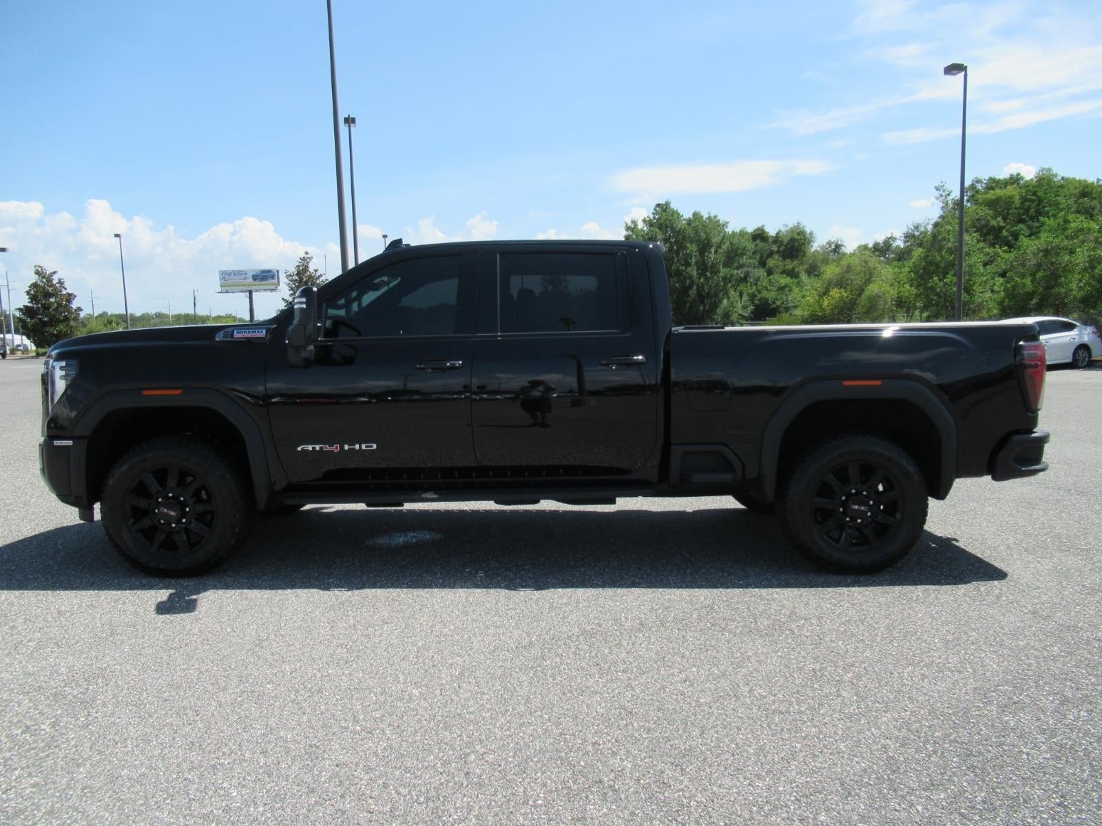 2025 GMC Sierra 2500 HD AT4