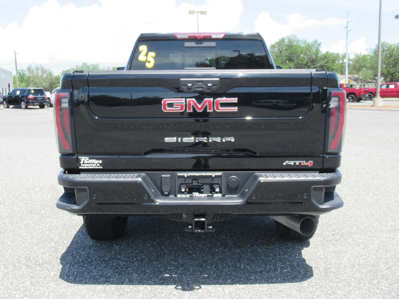 2025 GMC Sierra 2500 HD AT4