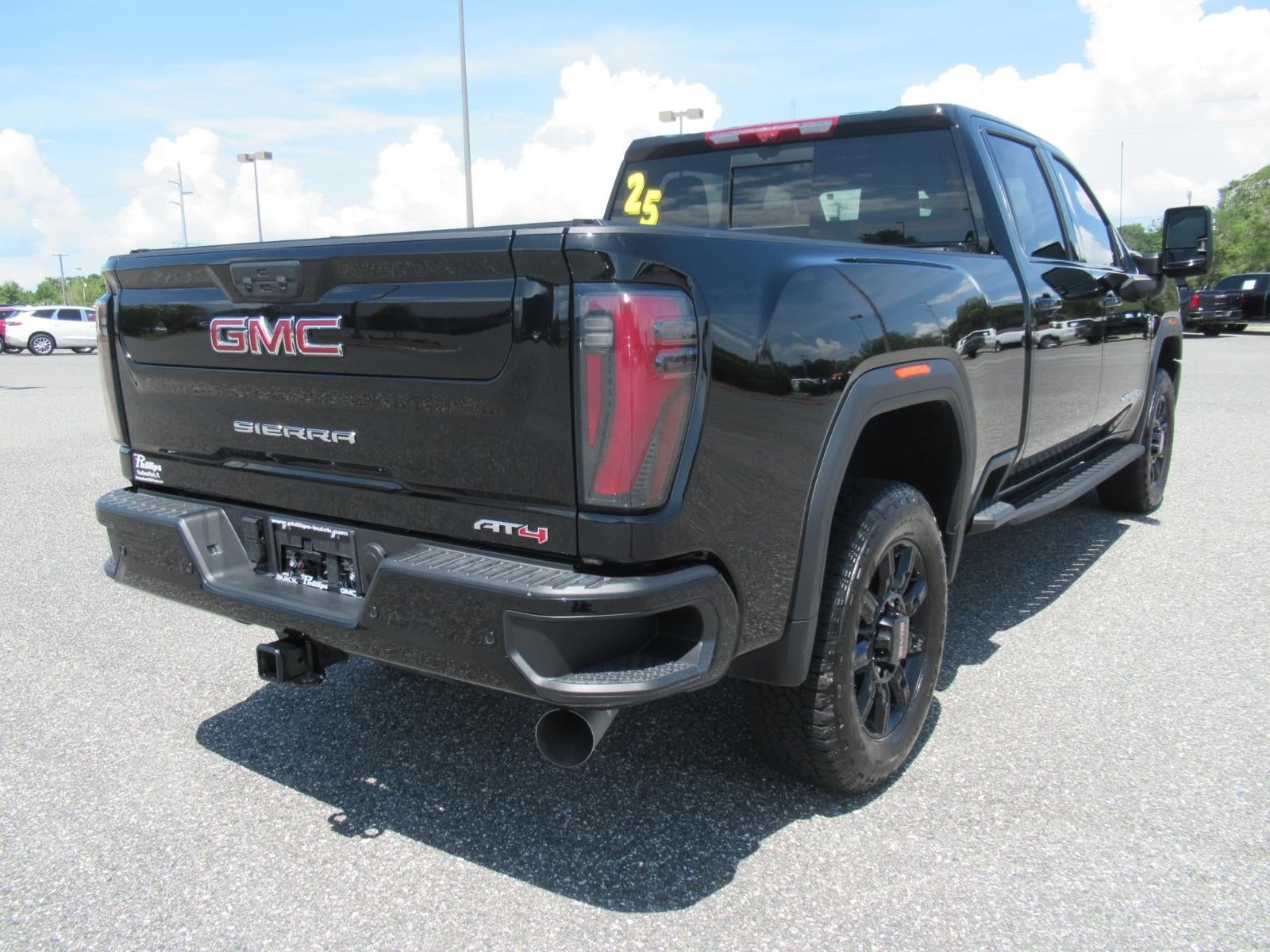 2025 GMC Sierra 2500 HD AT4