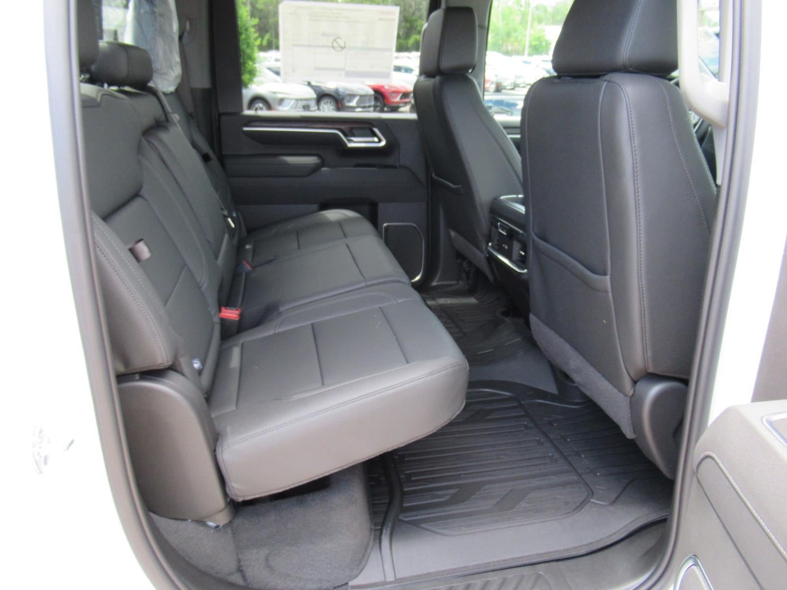 2026 GMC Sierra 3500 HD SLT DRW