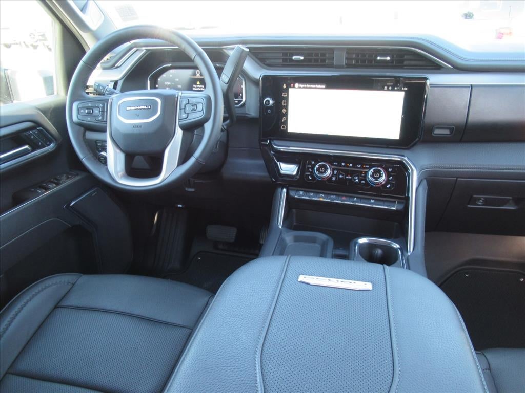 2025 GMC Sierra 3500 HD Denali DRW