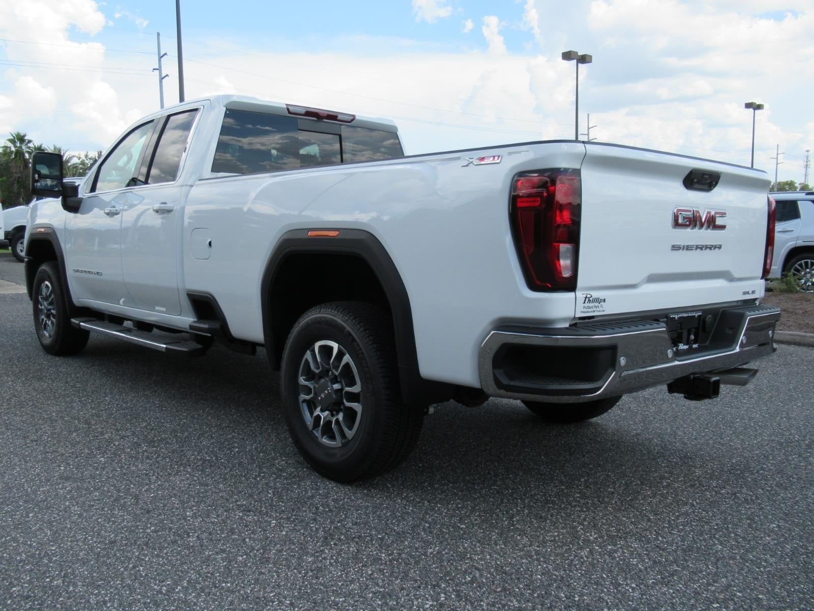 2026 GMC Sierra 2500 HD SLE