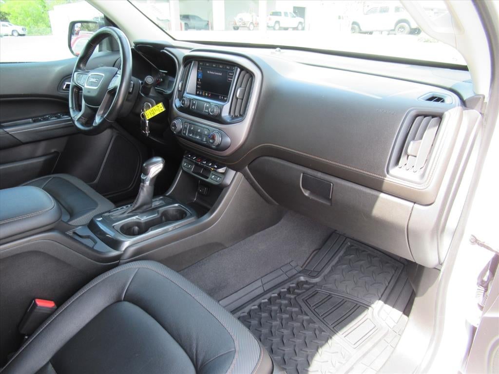 2022 GMC Canyon AT4 - Leather