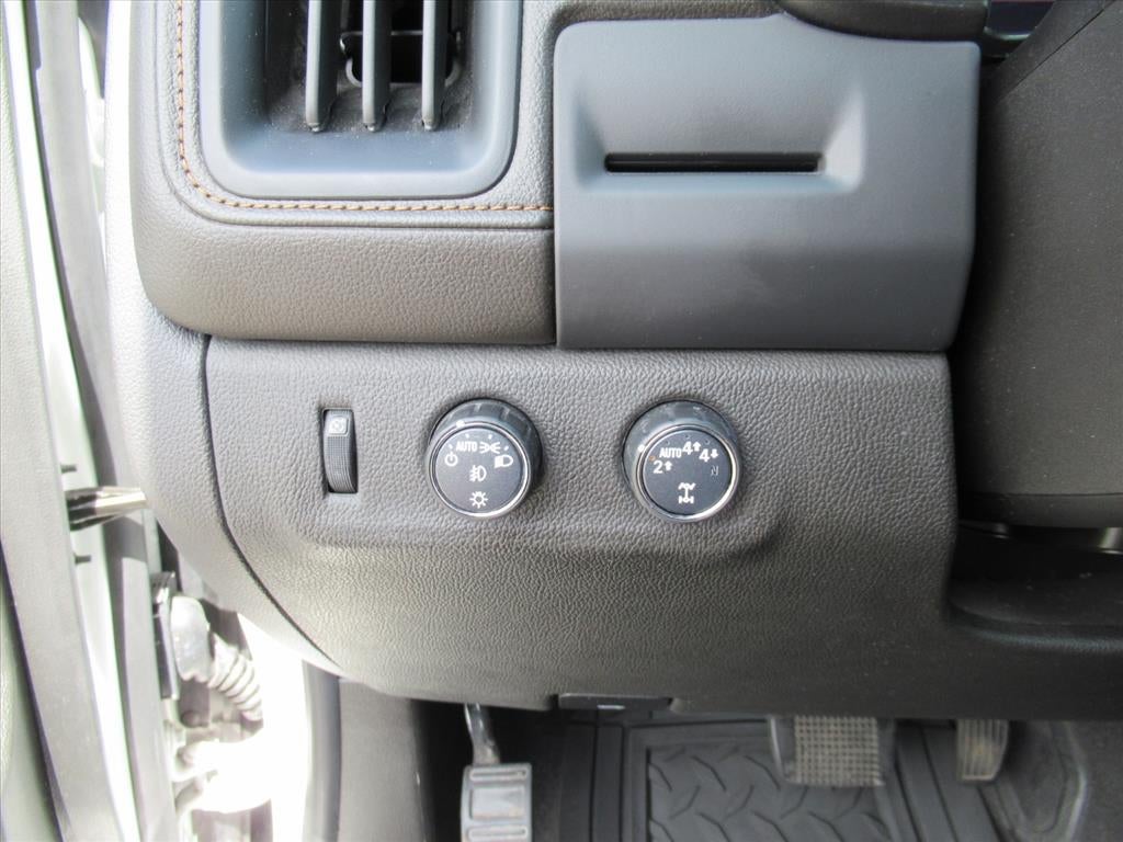 2022 GMC Canyon AT4 - Leather