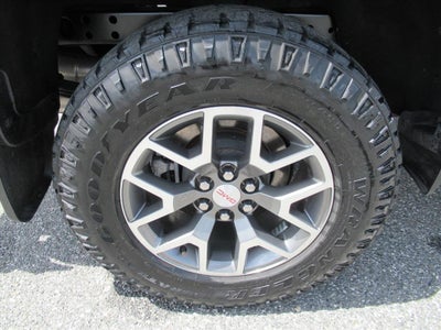 2022 GMC Canyon AT4 - Leather