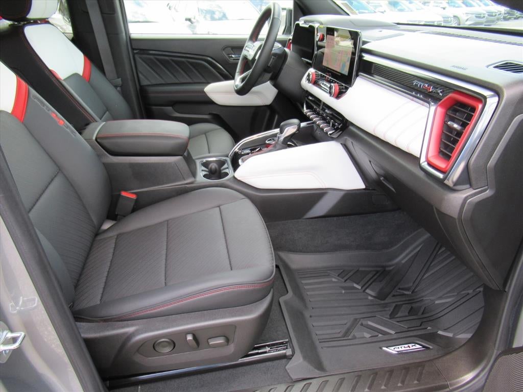2024 GMC Canyon AT4X