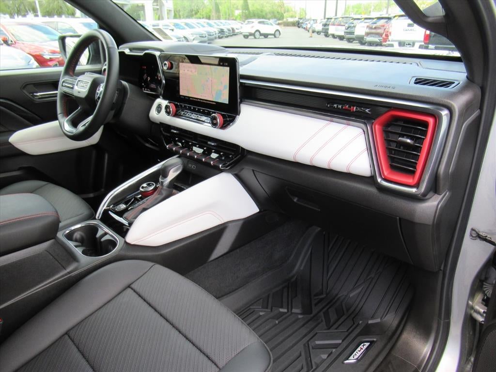 2024 GMC Canyon AT4X