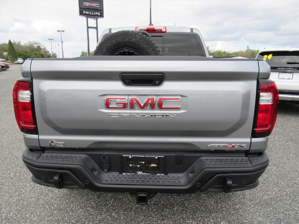 2024 GMC Canyon AT4X