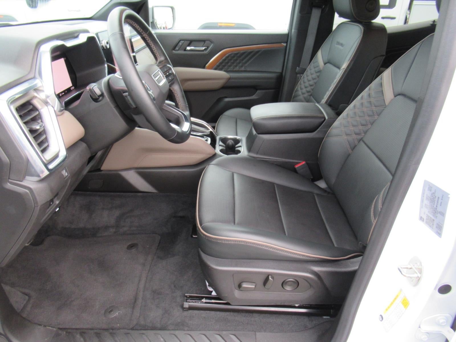 2023 GMC Canyon 4WD Denali