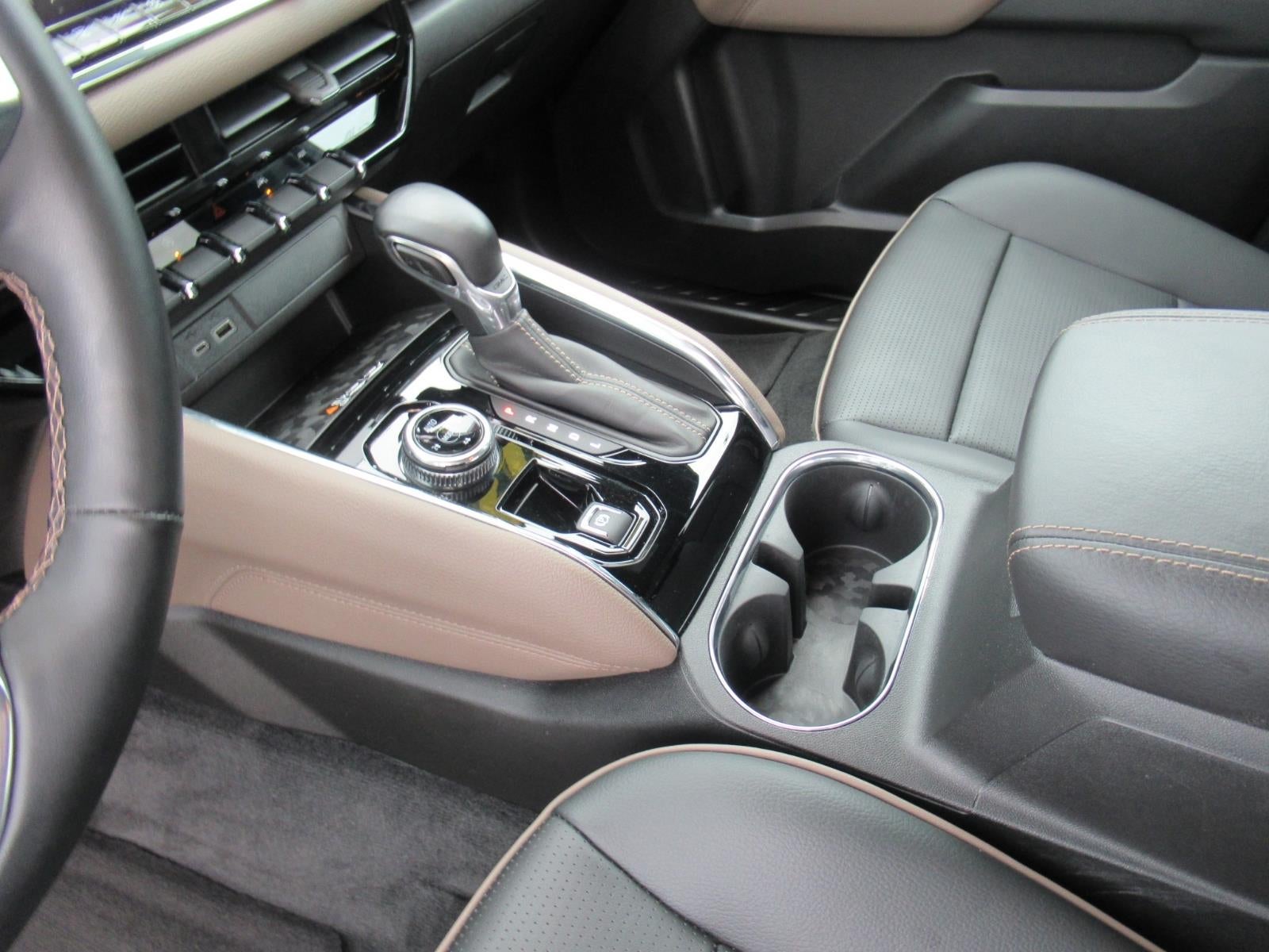 2023 GMC Canyon 4WD Denali