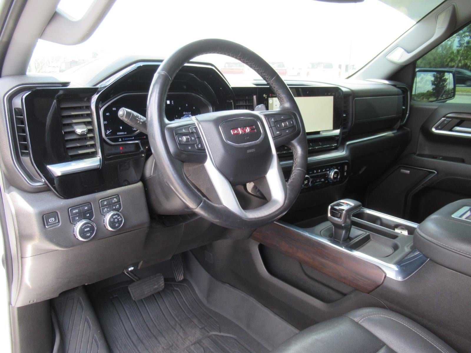 2022 GMC Sierra 1500 SLT