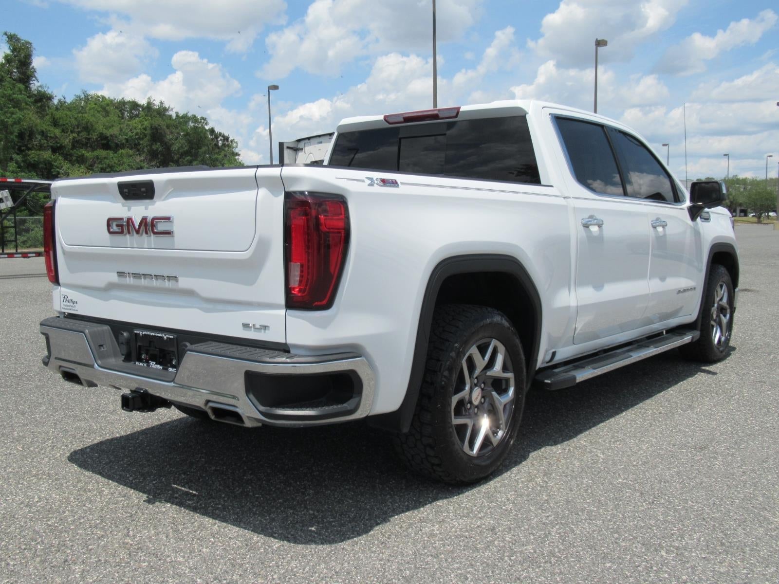 2022 GMC Sierra 1500 SLT