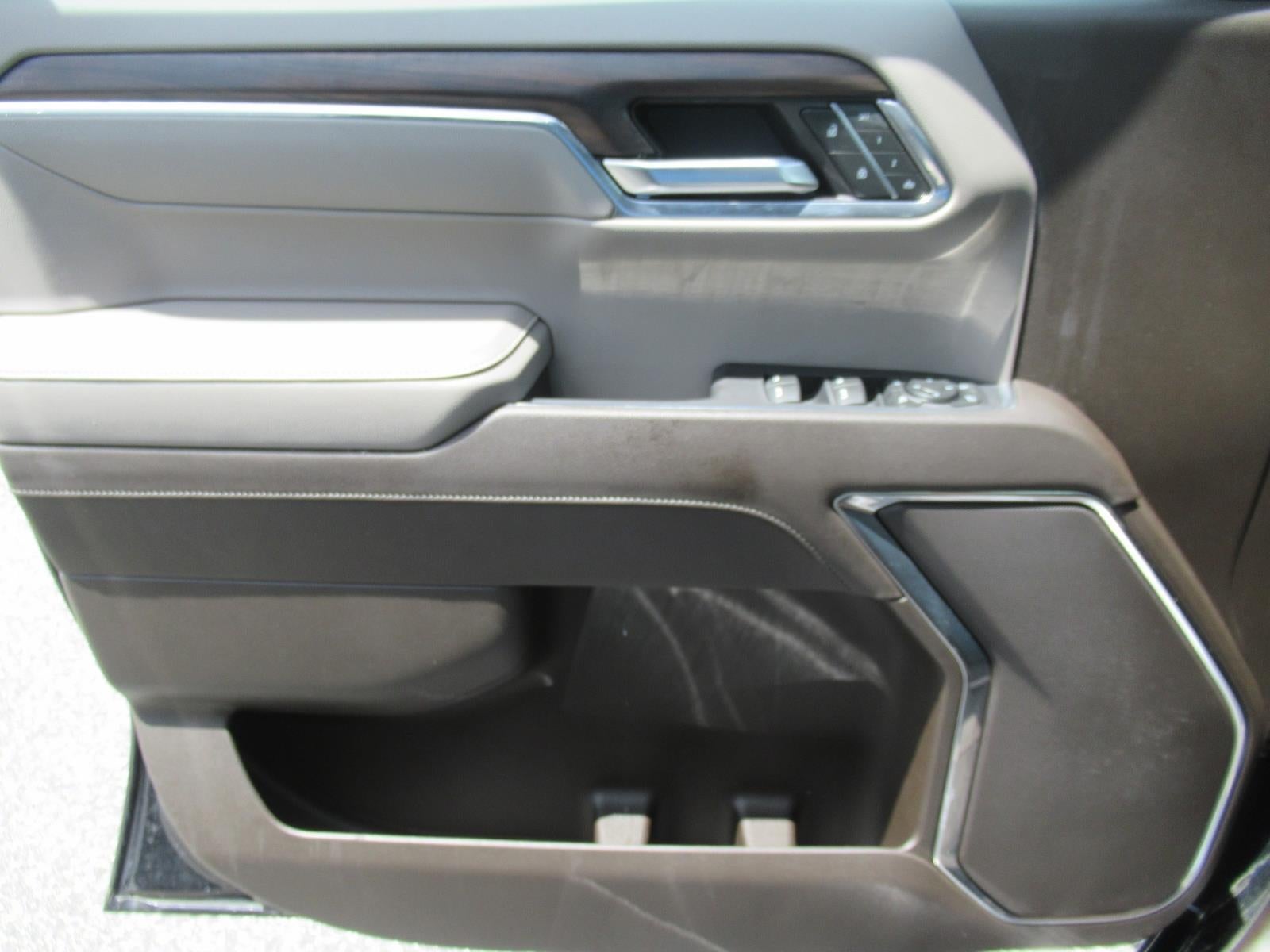 2024 GMC Sierra 1500 SLT - Photo 20