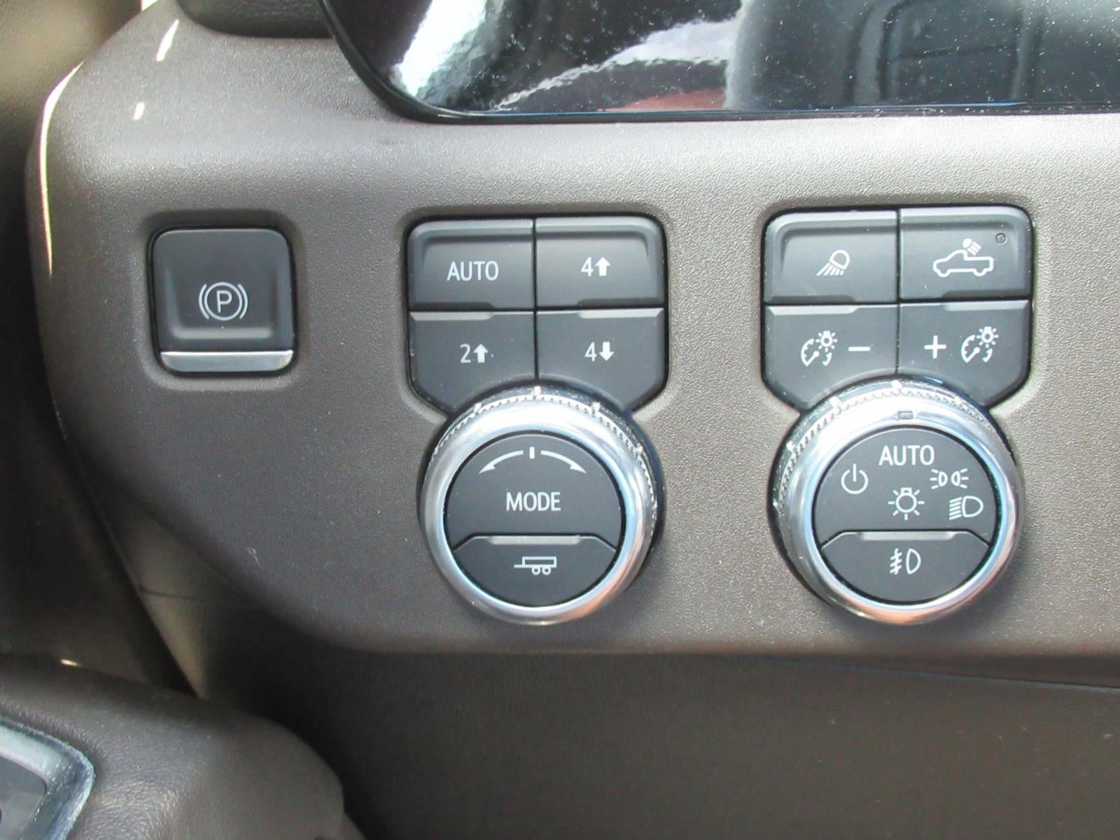 2024 GMC Sierra 1500 SLT - Photo 22