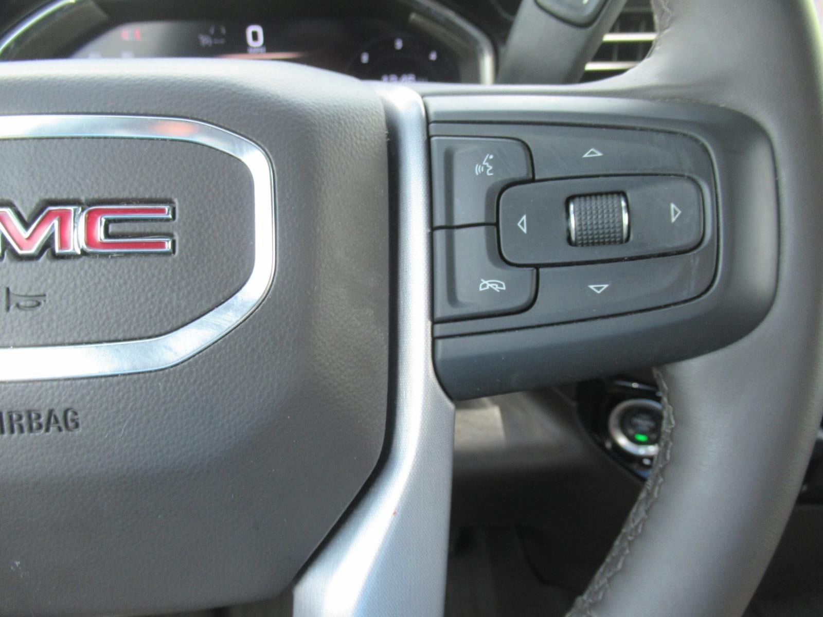2024 GMC Sierra 1500 SLT - Photo 25