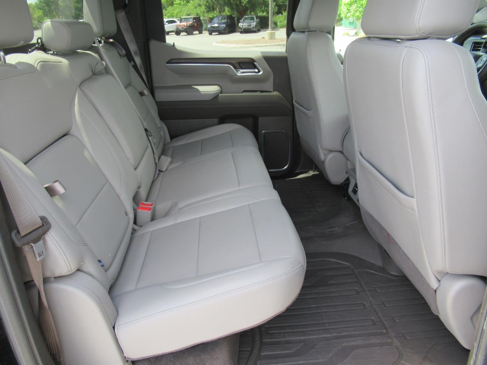 2024 GMC Sierra 1500 SLT - Photo 33