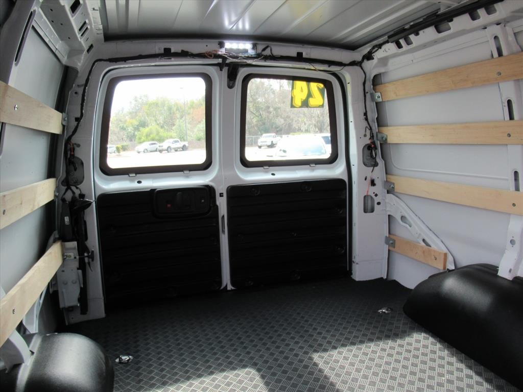 2024 GMC Savana Cargo 2500 Work Van