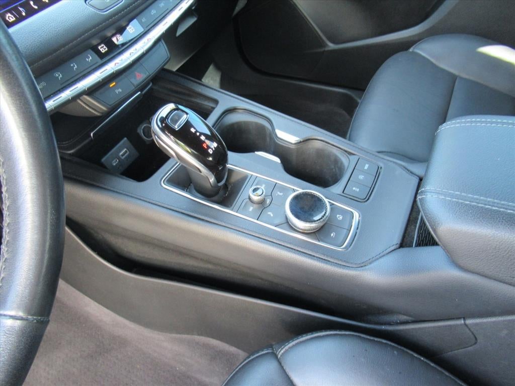 2020 Cadillac XT4 FWD Premium Luxury