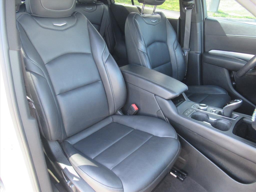 2020 Cadillac XT4 FWD Premium Luxury