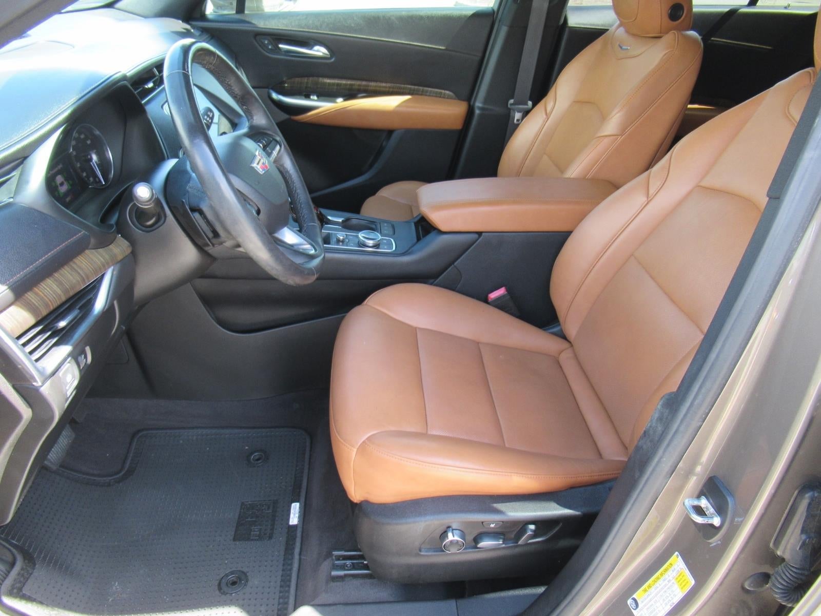 2020 Cadillac XT4 FWD Premium Luxury