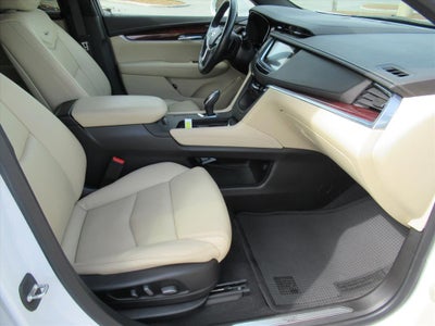 2019 Cadillac XT5 Luxury FWD