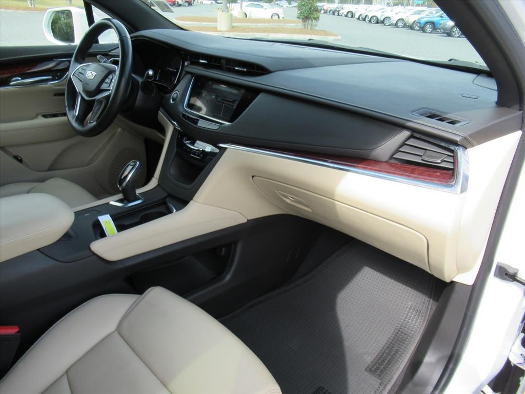 2019 Cadillac XT5 Luxury FWD