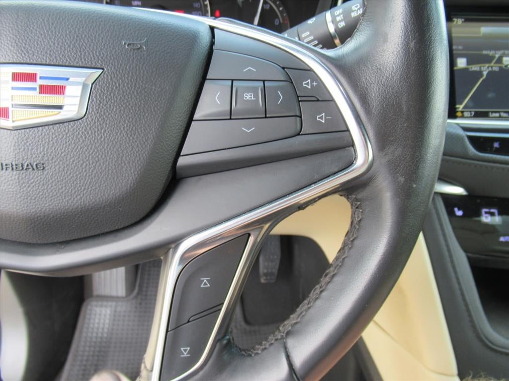 2019 Cadillac XT5 Luxury FWD